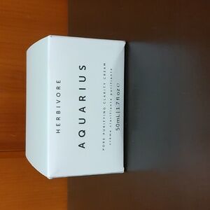 Herbivore Aquarius pore purifying clarity cream